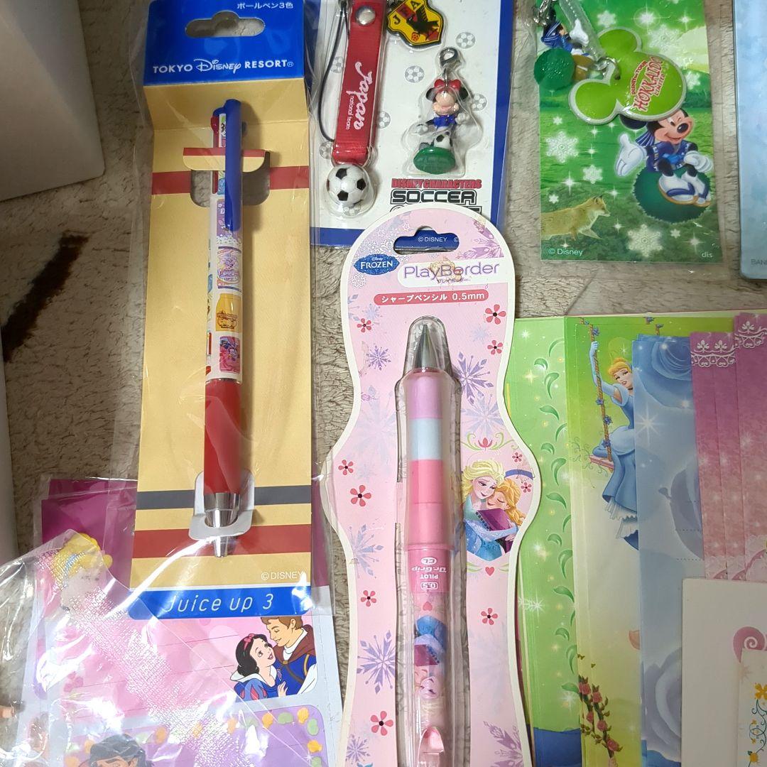 ディズニーグッズまとめ売り - メルカリ