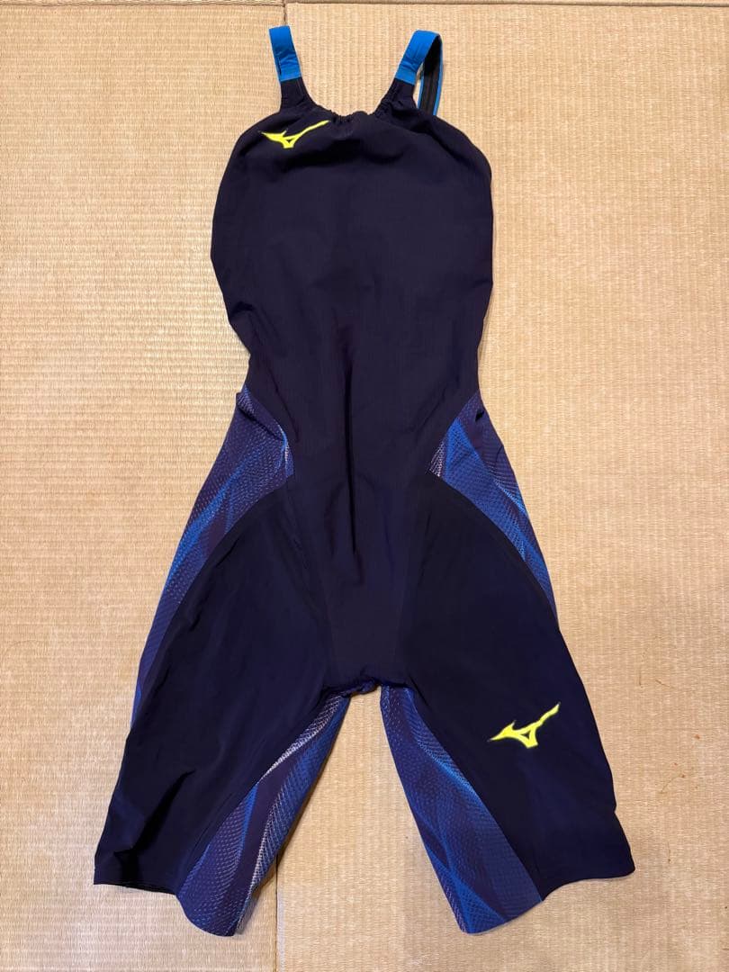 ミズノ高速水着GX SONIC V ST Mサイズ　FINA認証 MIZUNO（ミズノ） ミズノ/FINA承認済 競技用 高速水着/メンズ 競泳用