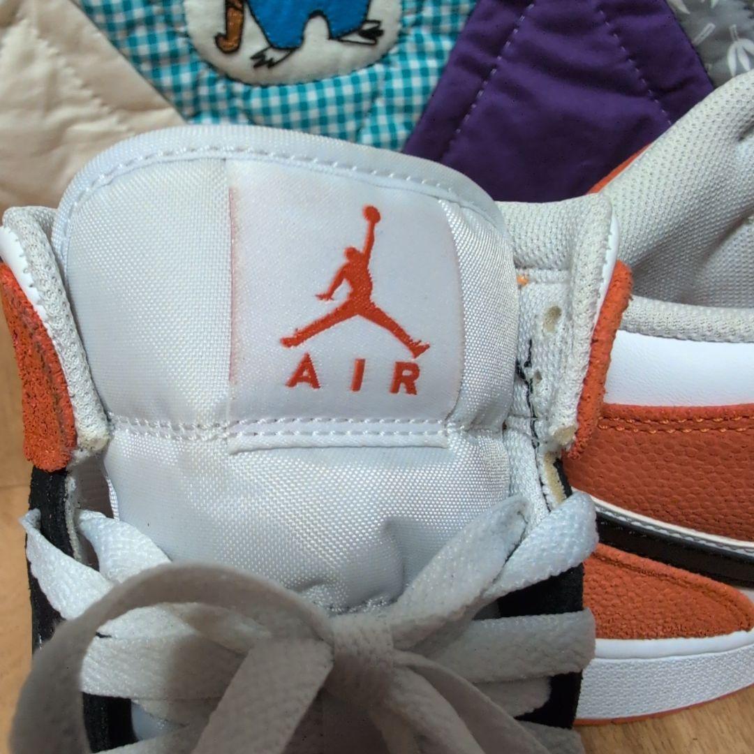 NIKE　エア・ジョーダン1　DQ8390-100 25.0cm