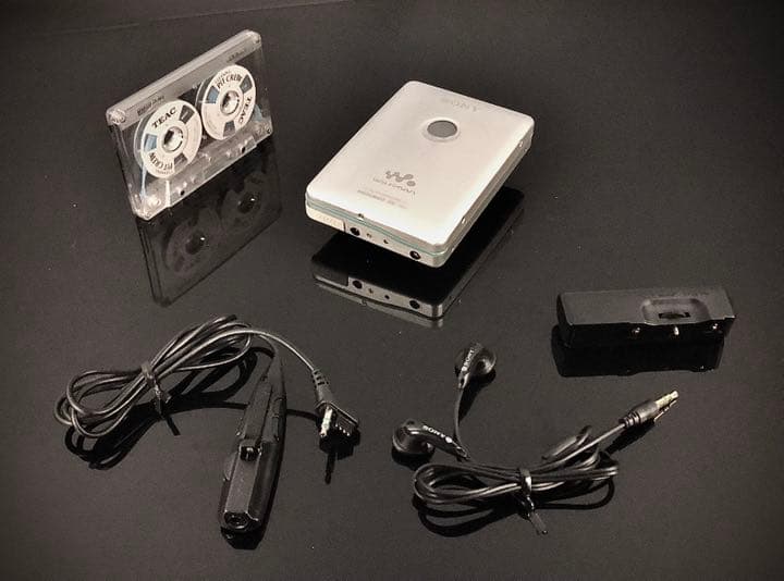 カセットウォークマン SONY WM-EX621「整備済み、完動超美品」SONY