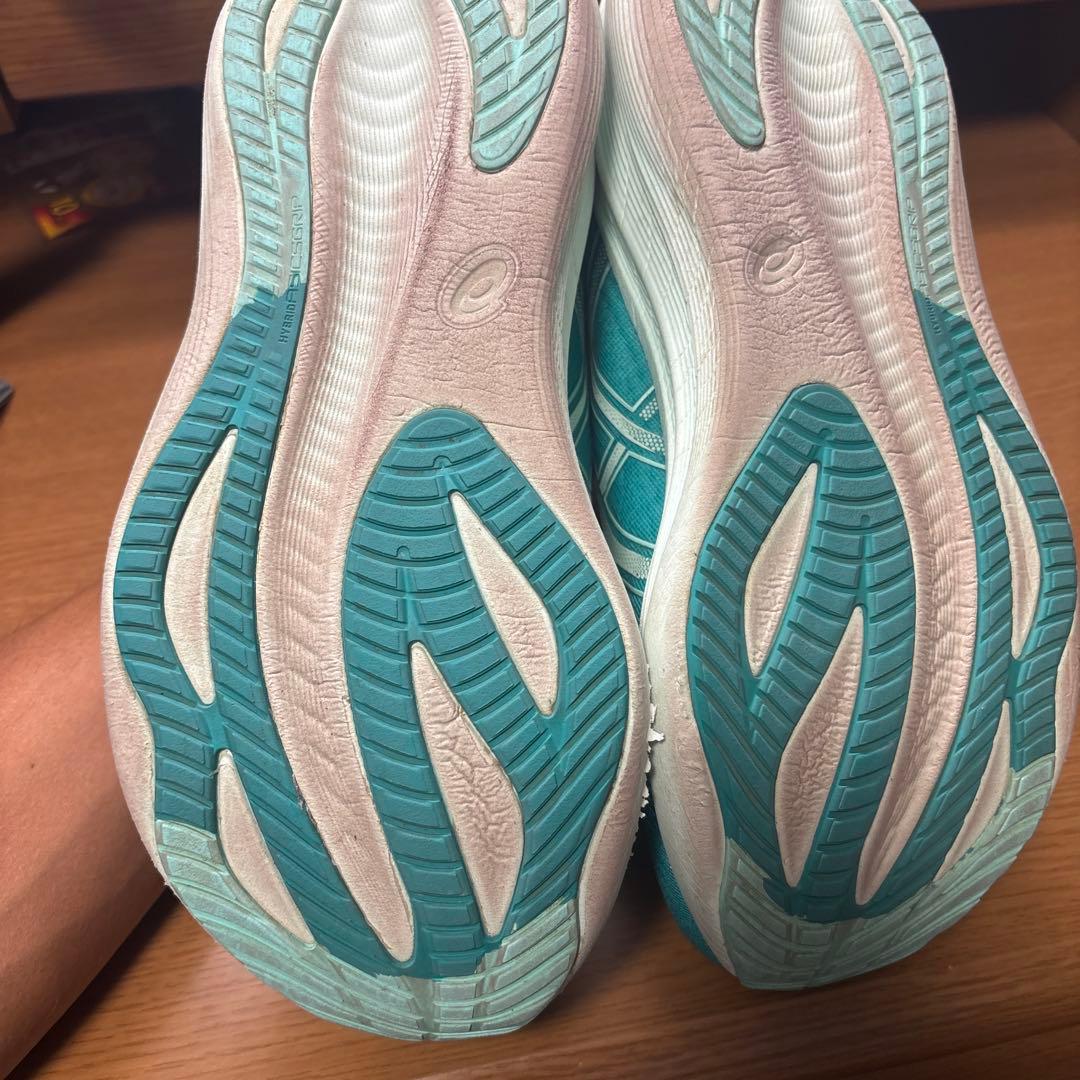 K*4様 asics ゲルニンバス27 26.0cm