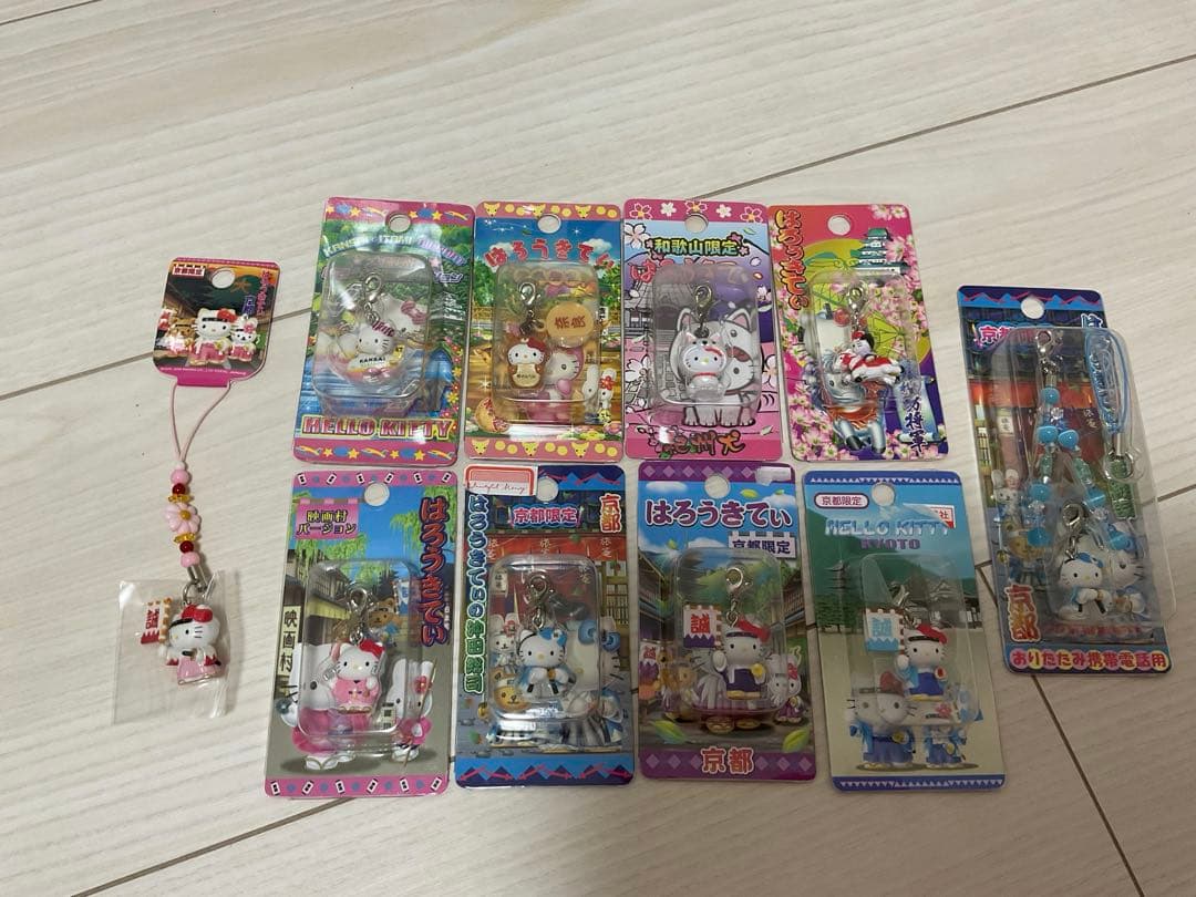 ご当地ハローキティ 根付け◦ストラップ◦チャーム　10個セット ハローキティ ご当地根付けストラップ 広島・山口・愛媛・岡山・島根