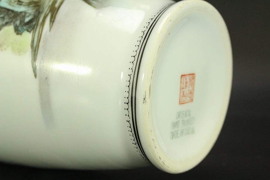 中国美術 景徳鎮 色絵 山水画 題詞紋 瓶 美品 911 - メルカリ