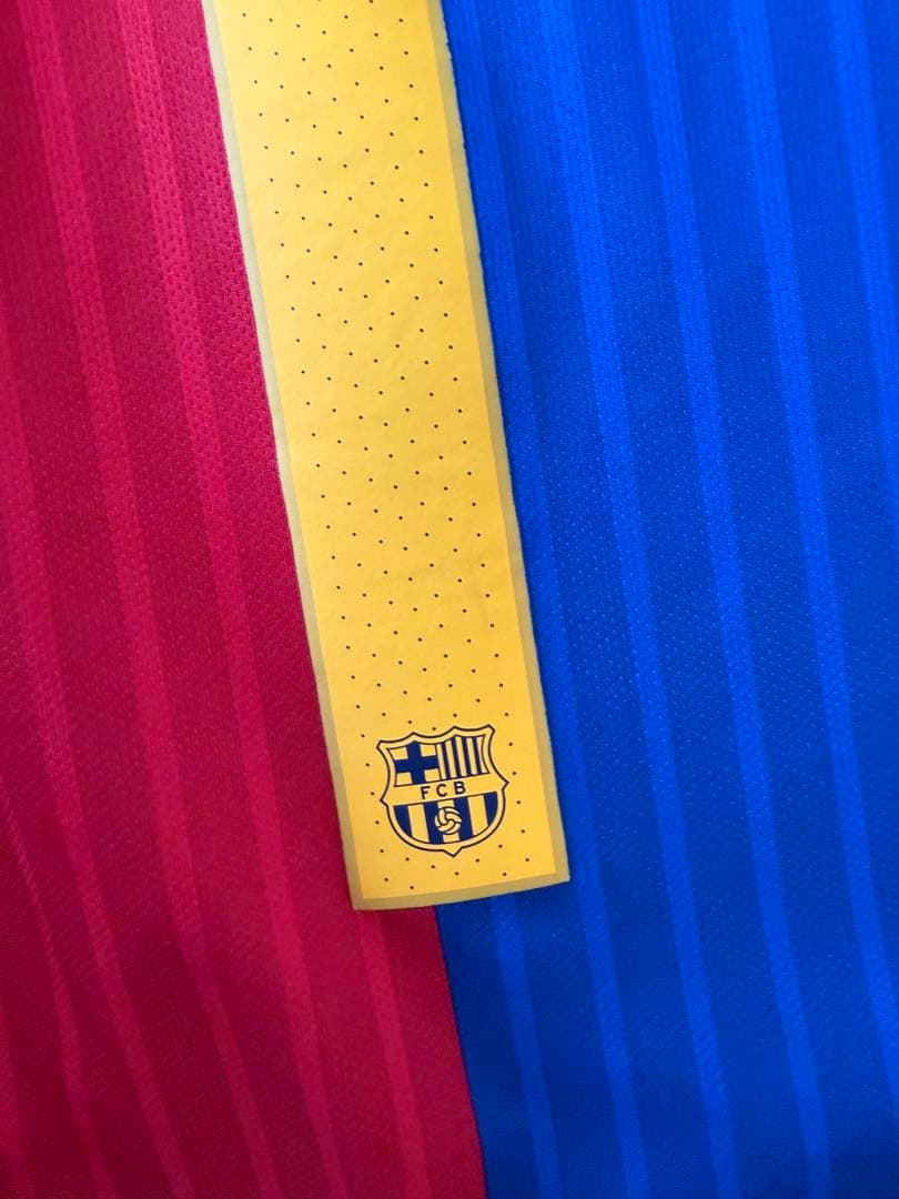 Nike バルセロナ ネイマール レプリカユニフォームMサイズ 正規品