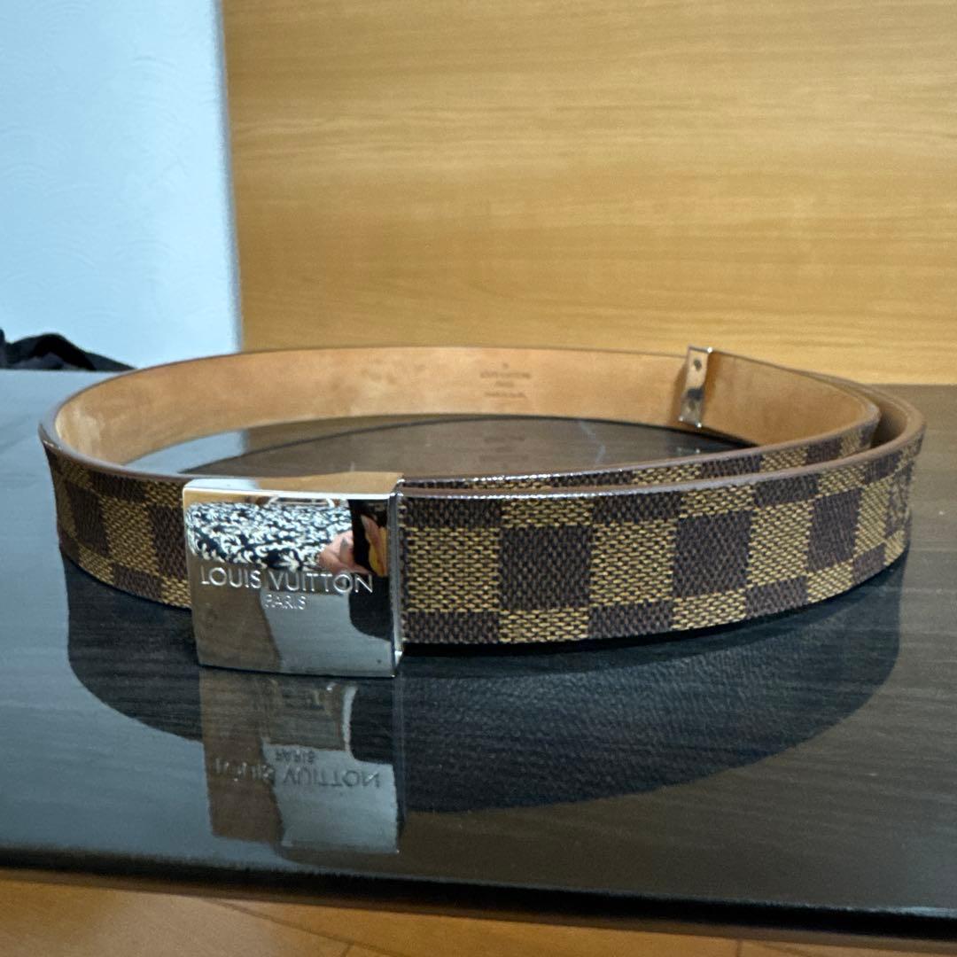 LOUIS VUITTON チェック柄 ベルト ルイヴィトンスーパーコピー ベルト・LV イニシャル 40MM リバーシブル