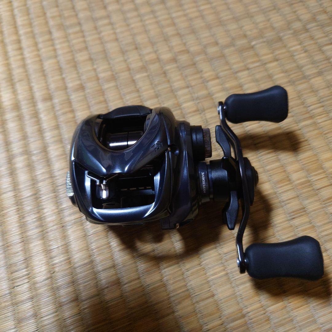 DRT タイニークラッシュ レベルアイ rebel eye replica