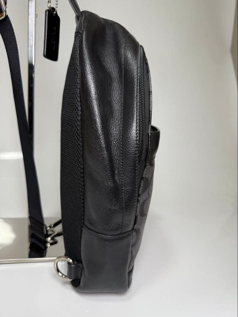 美品】COACH ボディバッグ メンズシグネチャーレザー×PVC F72353