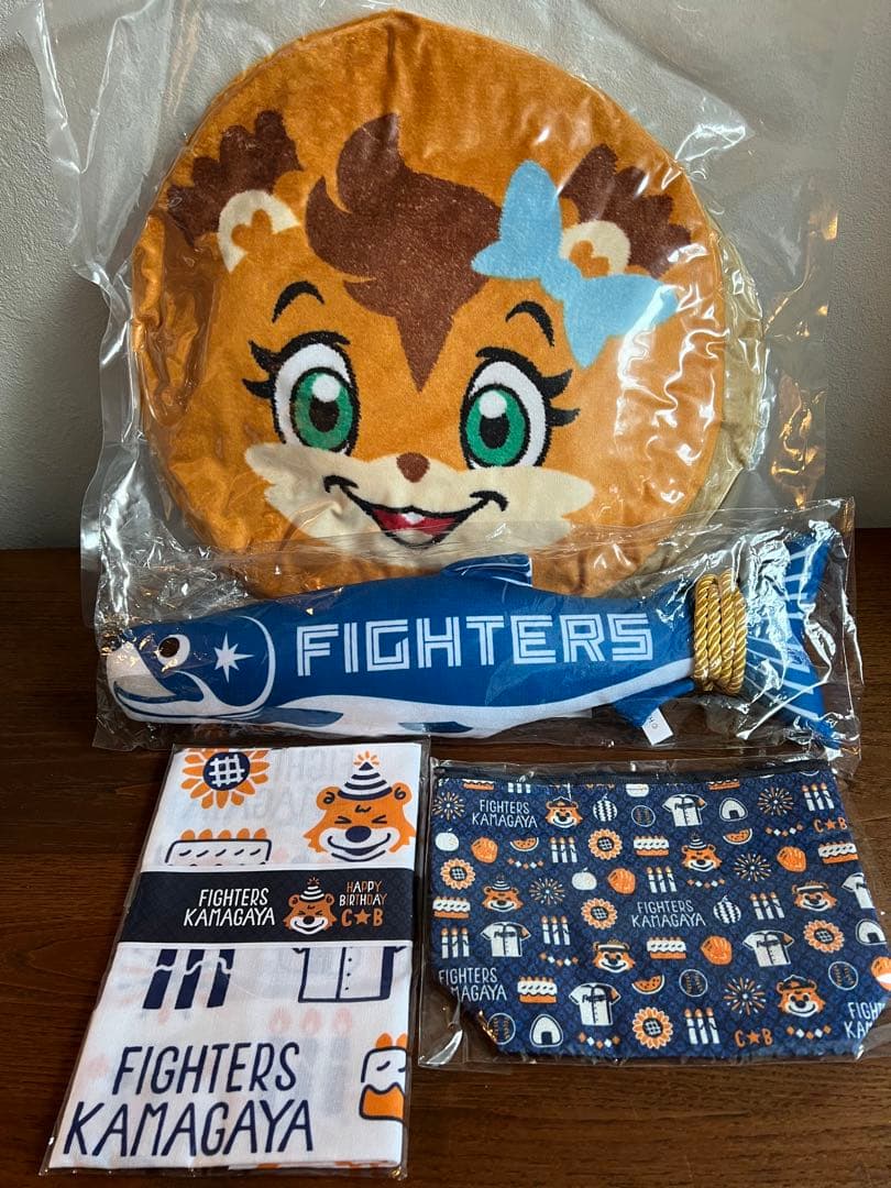 日本ハムファイターズ グッズ4点セット 未開封 ファンクラブ非売品 しゃけまる 日本ハムファイターズ グッズ4点セット 未開封 ファンクラブ非売品