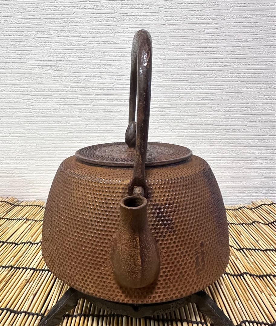 未使用、長期保管品 南部三厳堂 12型九重アラレ 南部鉄瓶 南部鉄器