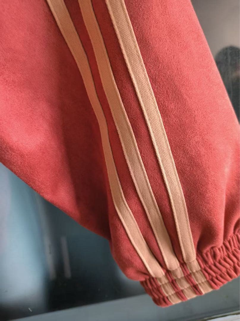 最 安値 でファッション - 海外限定 アディダス 巳年 トラック