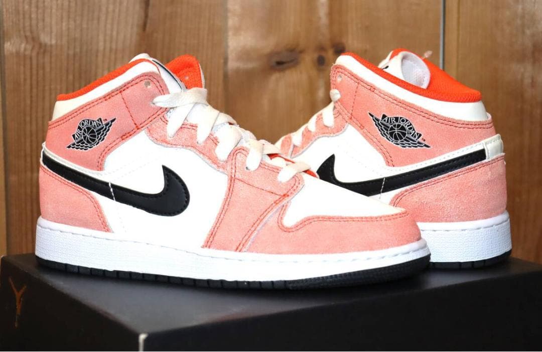 新品 NIKE AIR JORDAN 1 MID SE (GS) 23.5cmⒽ