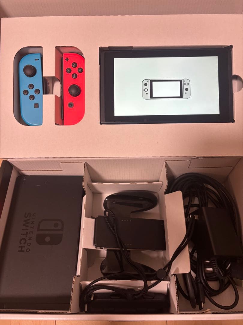 任天堂 Nintendo Switch ニンテンドー スイッチ 本体セット　美品 任天堂（Nintendo） Nintendo Switch本体 大乱闘スマッシュブラザーズ