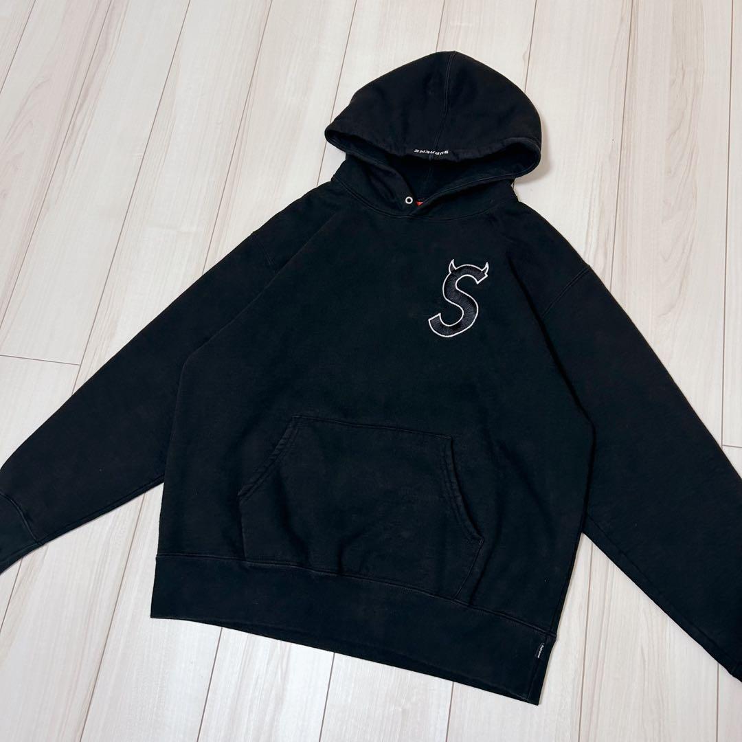 堀米選手着用】supreme シュプリーム パーカー ツノ ブラック Mサイズ