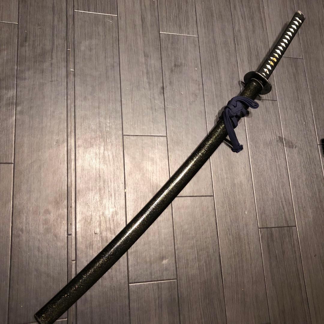 高級模造刀 居合刀 黒拵え 亜合金刀身 優乱刃紋