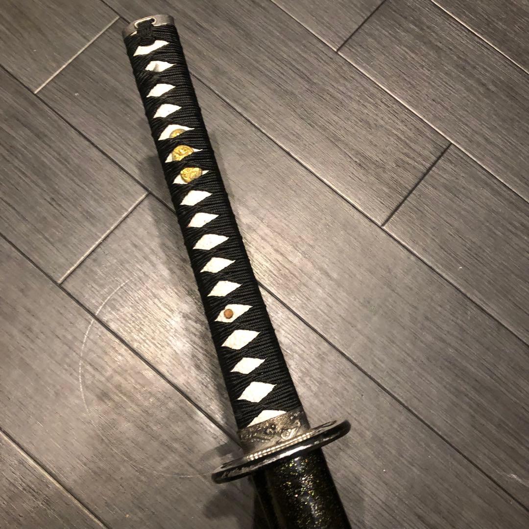 高級模造刀 居合刀 黒拵え 亜合金刀身 優乱刃紋