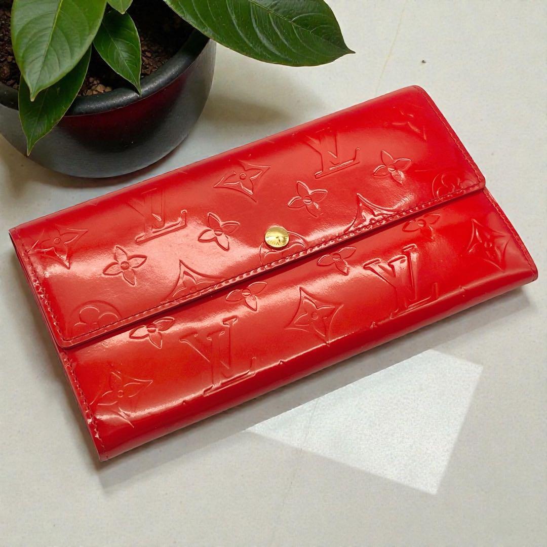 ルイヴィトン・長財布・ポルトフォイユ・サラ・モノグラム・ヴェルニ・ルージュ LOUIS VUITTON（ルイ・ヴィトン） モノグラム 長財布 ポルトフォイユ