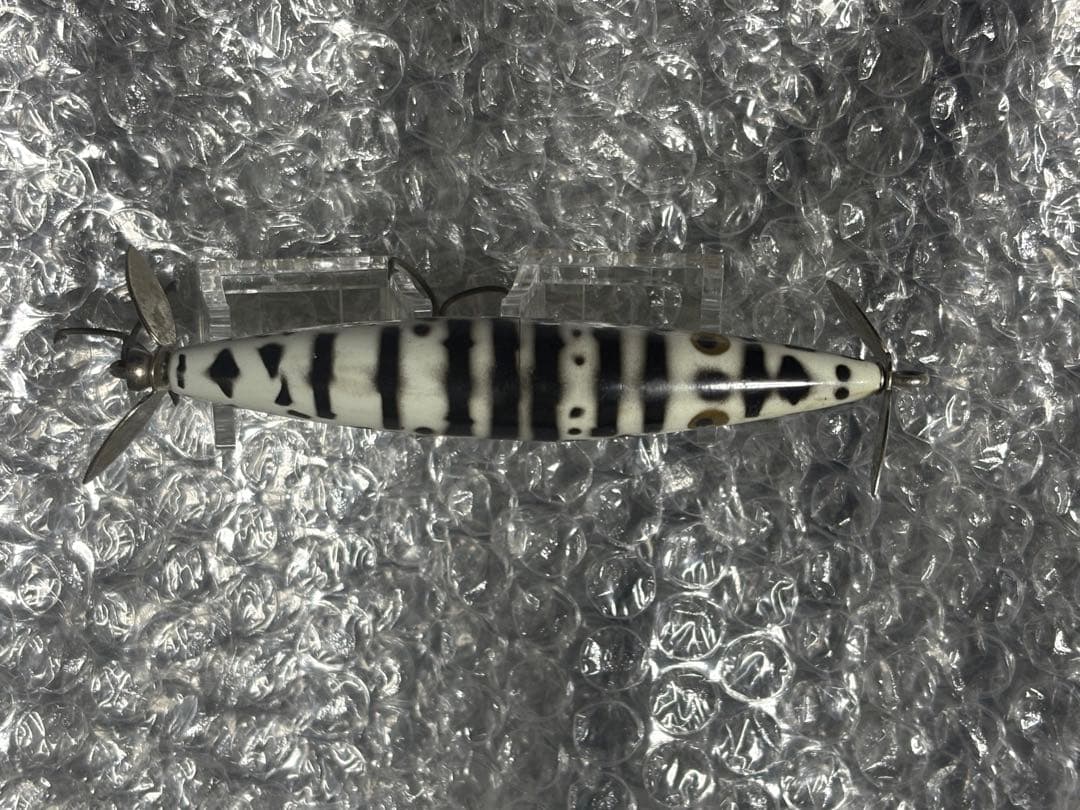 オールドヘドン ダイイングフラッター レアカラー 金目 HEDDON ルアー