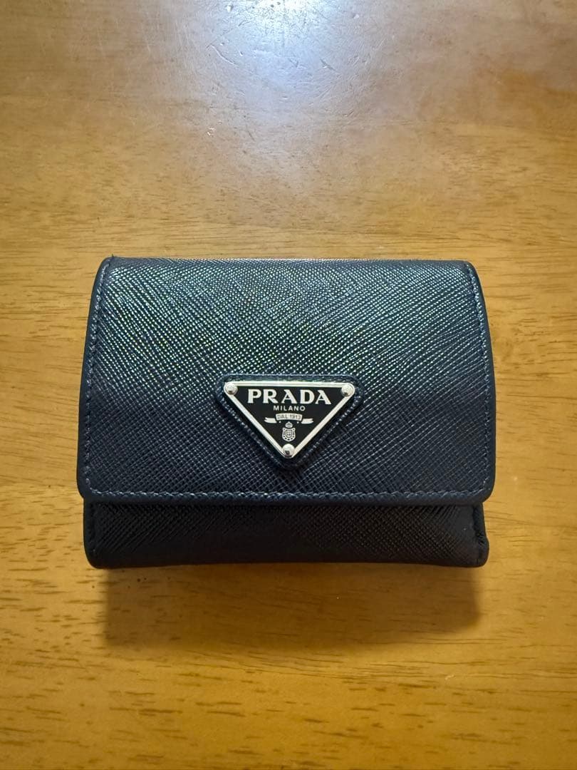 PRADA ブラック 三つ折り財布　サフィアーノ 楽天市場】プラダ PRADA 財布 三つ折り ミニ財布 サフィアーノメタル