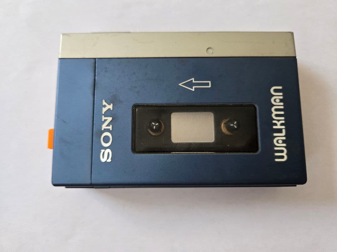 ソニー ウォークマン ジャンク品 イヤホン+ケース付き