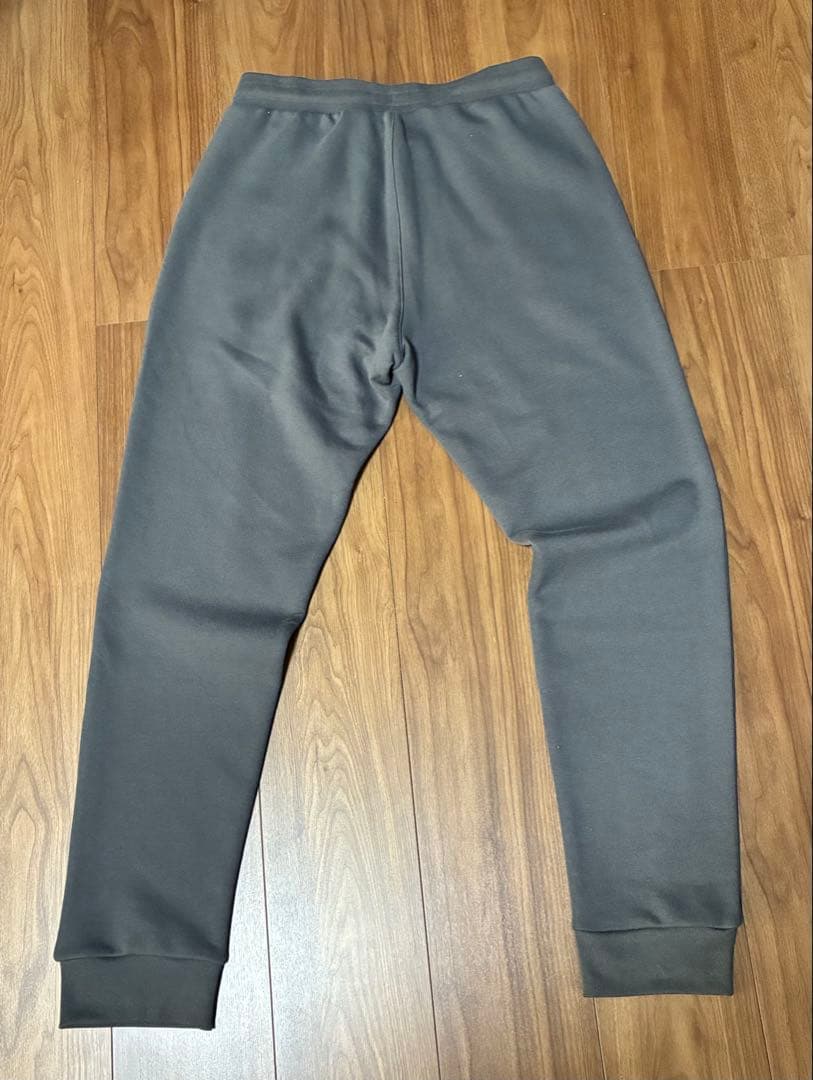 ☆新品☆ adidasバイエルン・ミュンヘン エッセンシャルズパンツ