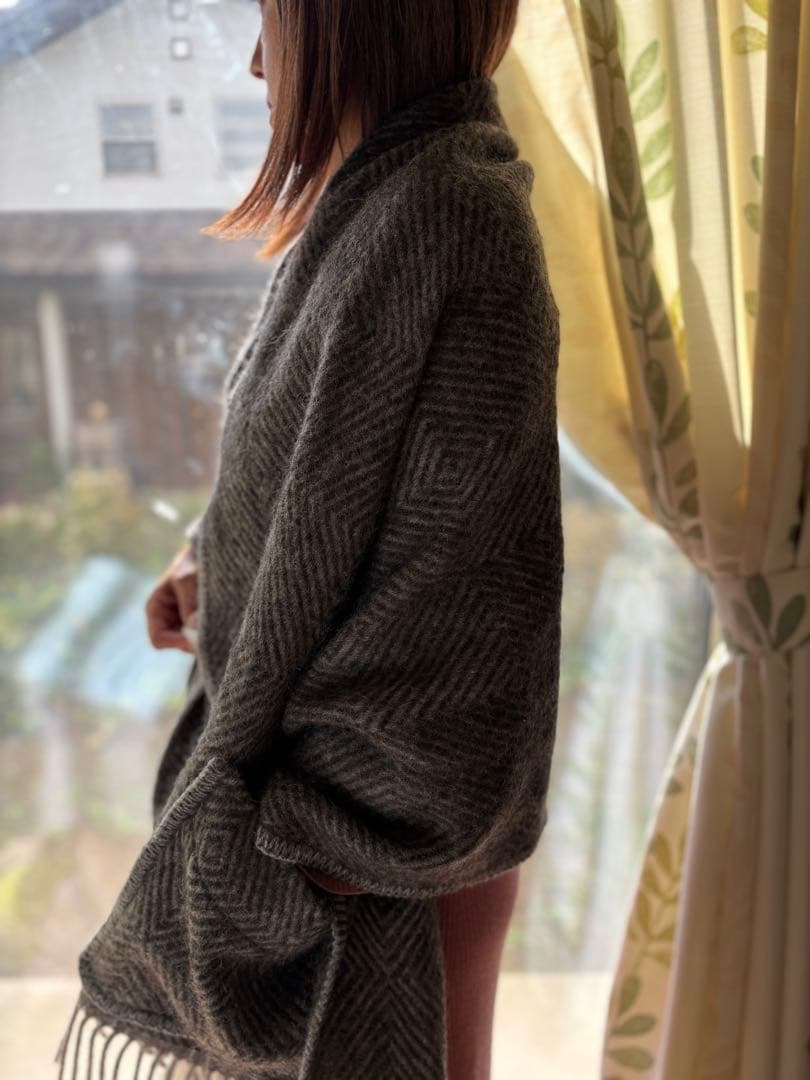 LAPUAN KANKURIT ヘリンボーンストール チャコール