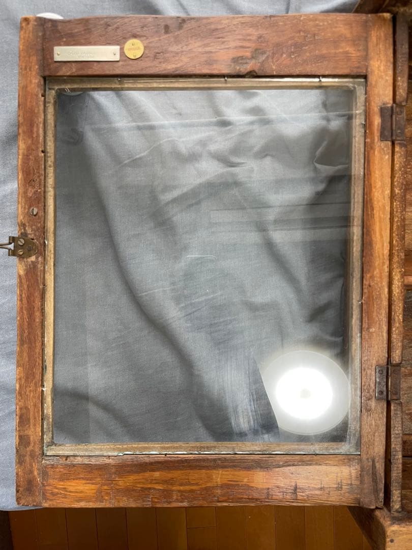 木製ガラス扉収納キャビネット 壁掛けOK