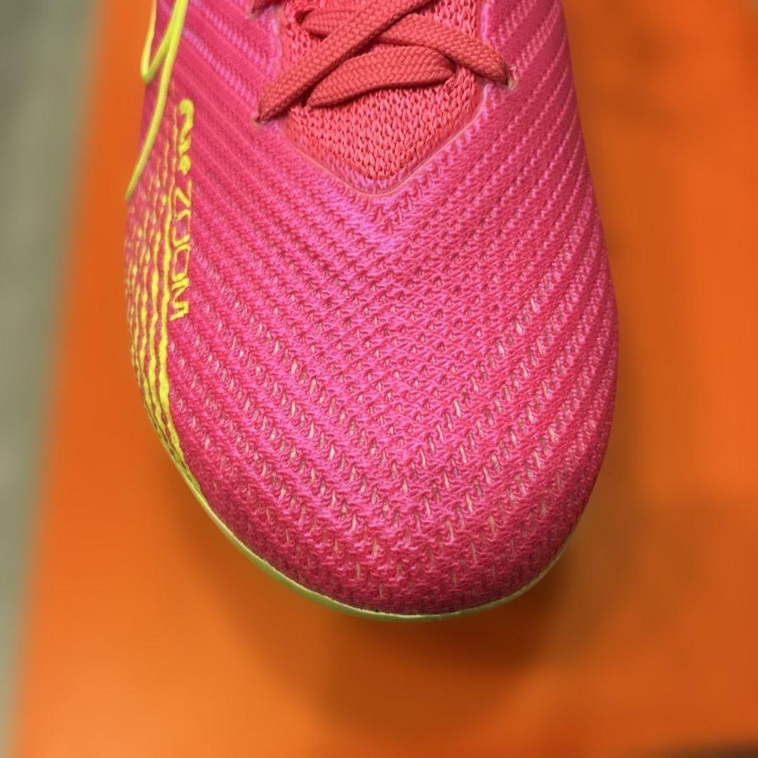 新品☆NIKEナイキズームヴェイパー15エリート　25.5cm サッカーピンク