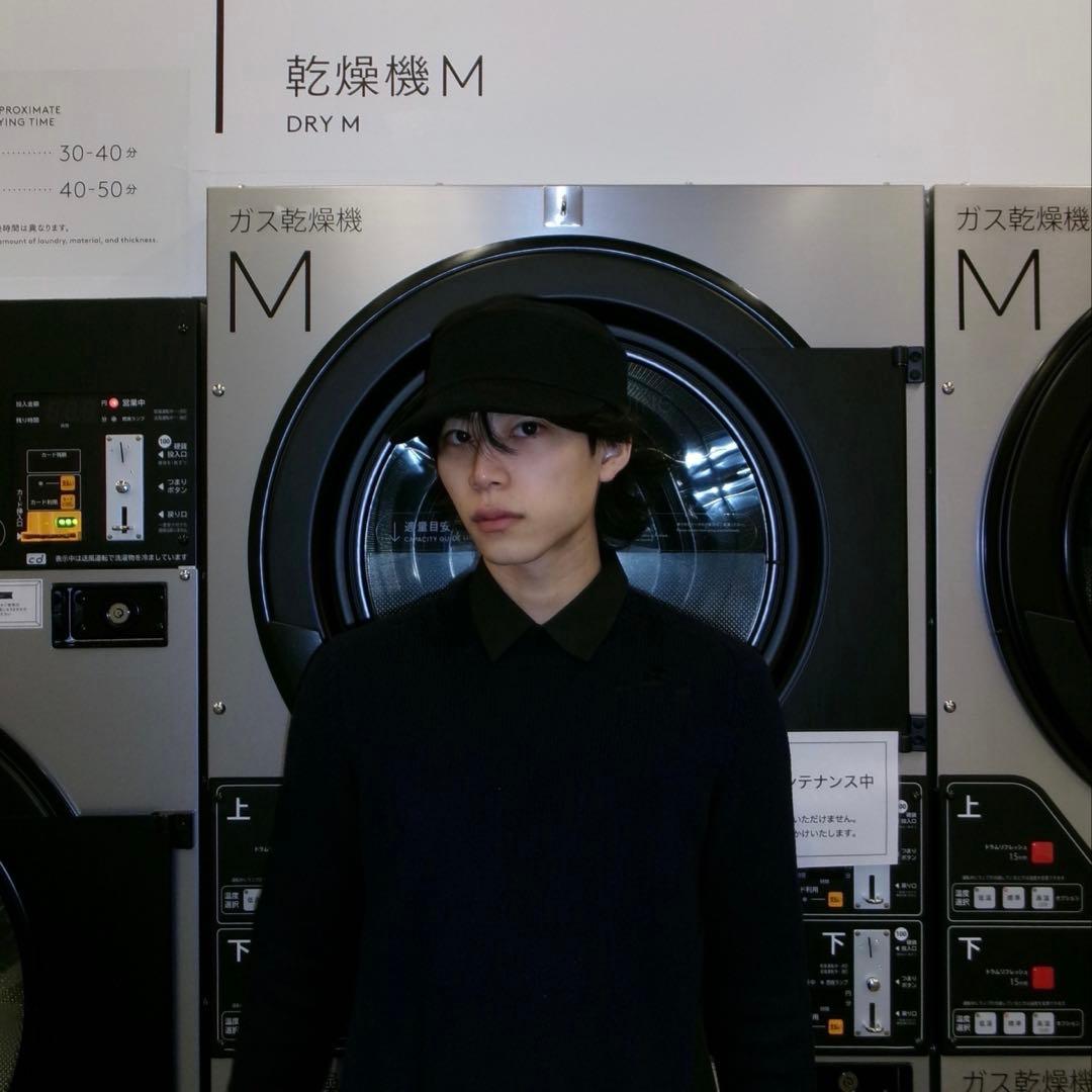 ꧁꧂ARMANIキャスケット EMPORIO ARMANI (エンポリオアルマーニ) コットン グラフィックロゴ