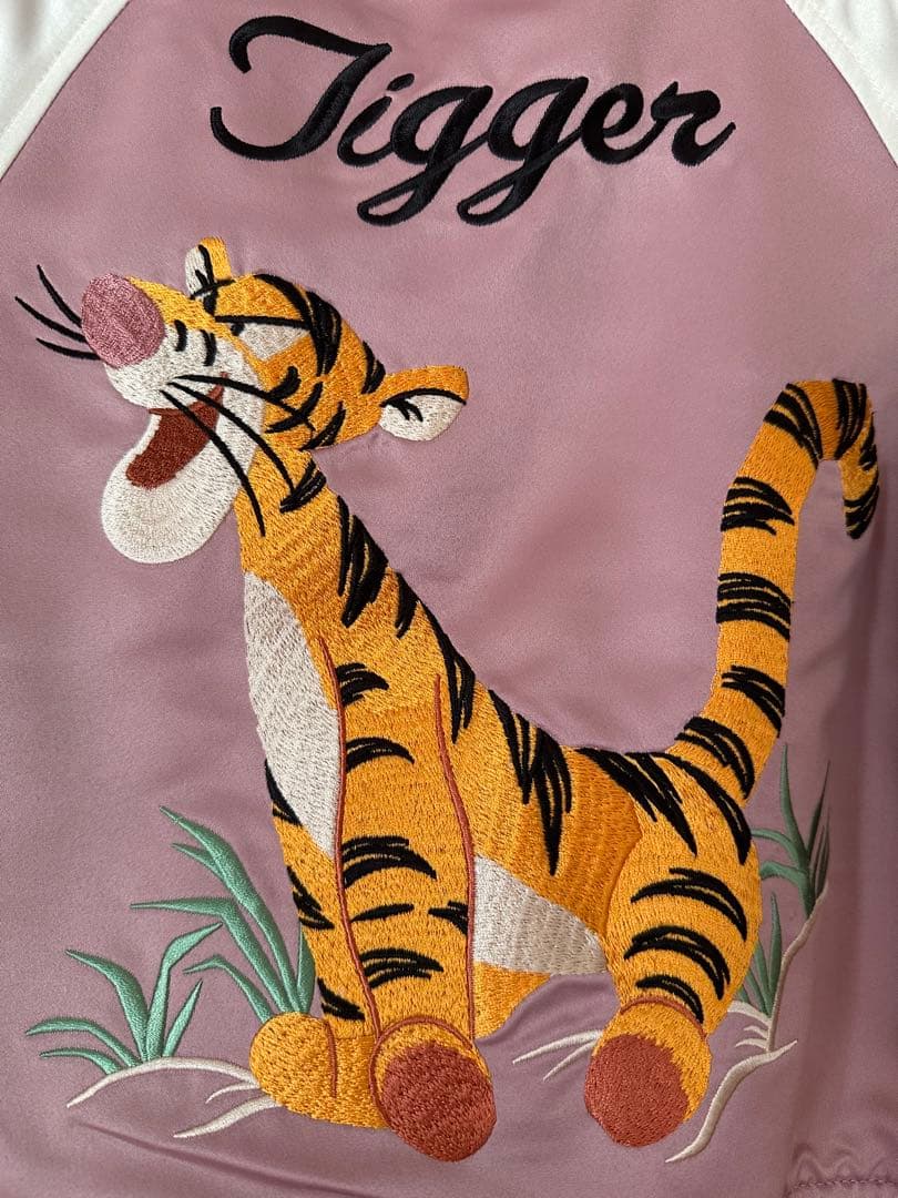 ディズニー ティガー刺繍 スカジャン キッズ100cm - メルカリ