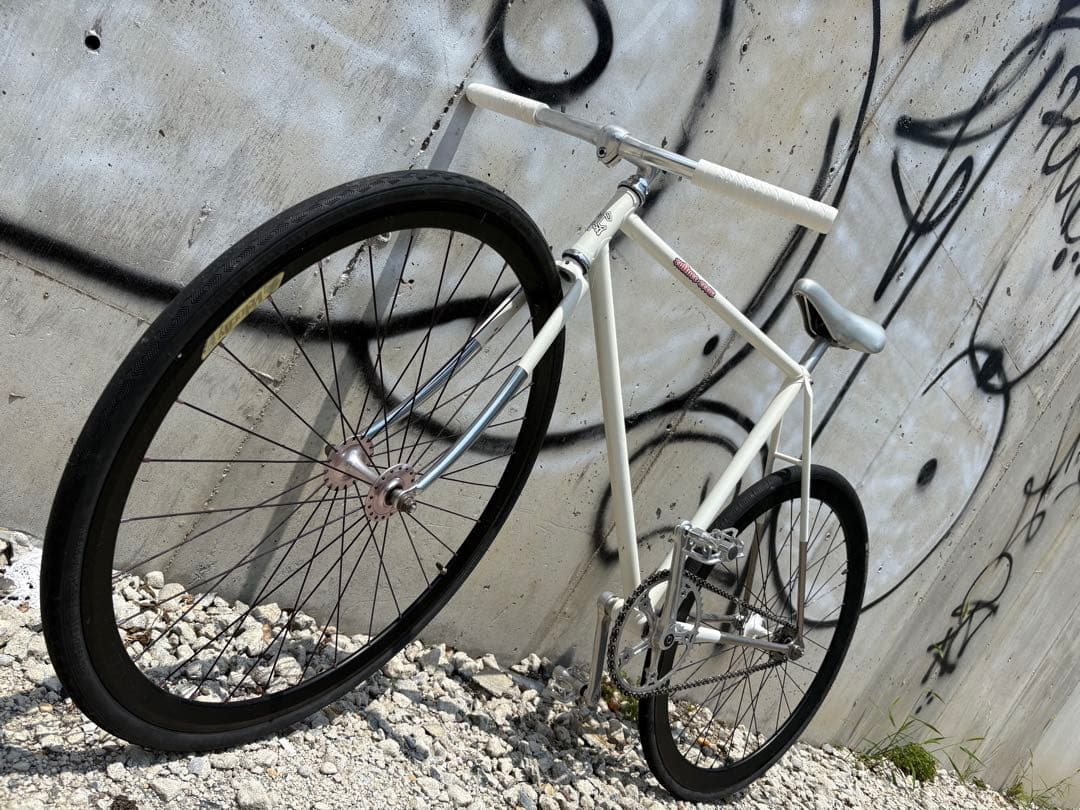 ピストバイク　片倉シルク完成車 ピストバイク 片倉シルク完成車 ピストバイク 片倉シルク完成車