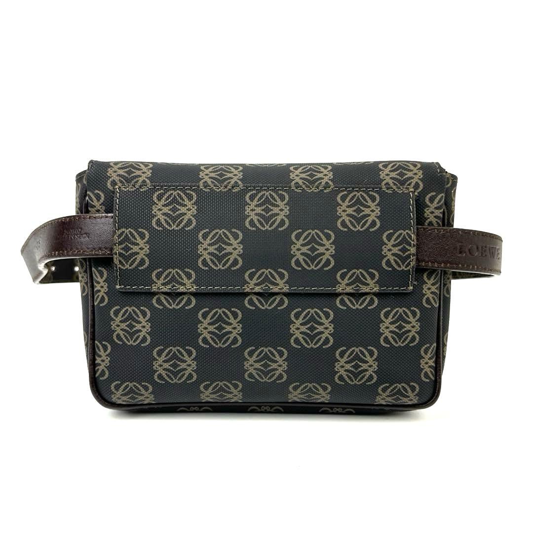 美品】ロエベ ウエストバッグ リピートアナグラム 総柄 PVC レザー 茶