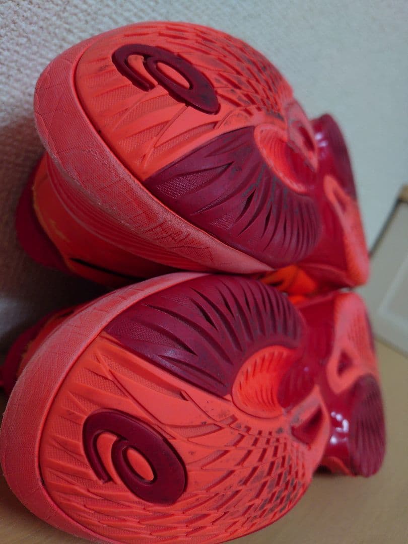 【中古】アシックス　メタライズ　TOKYO　28.0cm　バレーボールシューズ