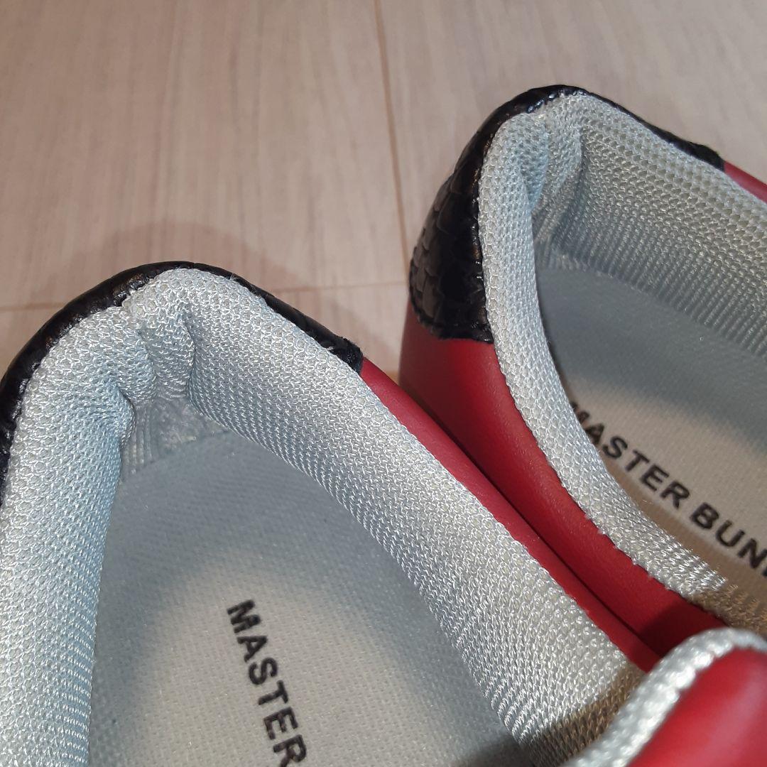 マスターバニーエディション　レディース　ゴルフシューズ　レッド　23.5cm