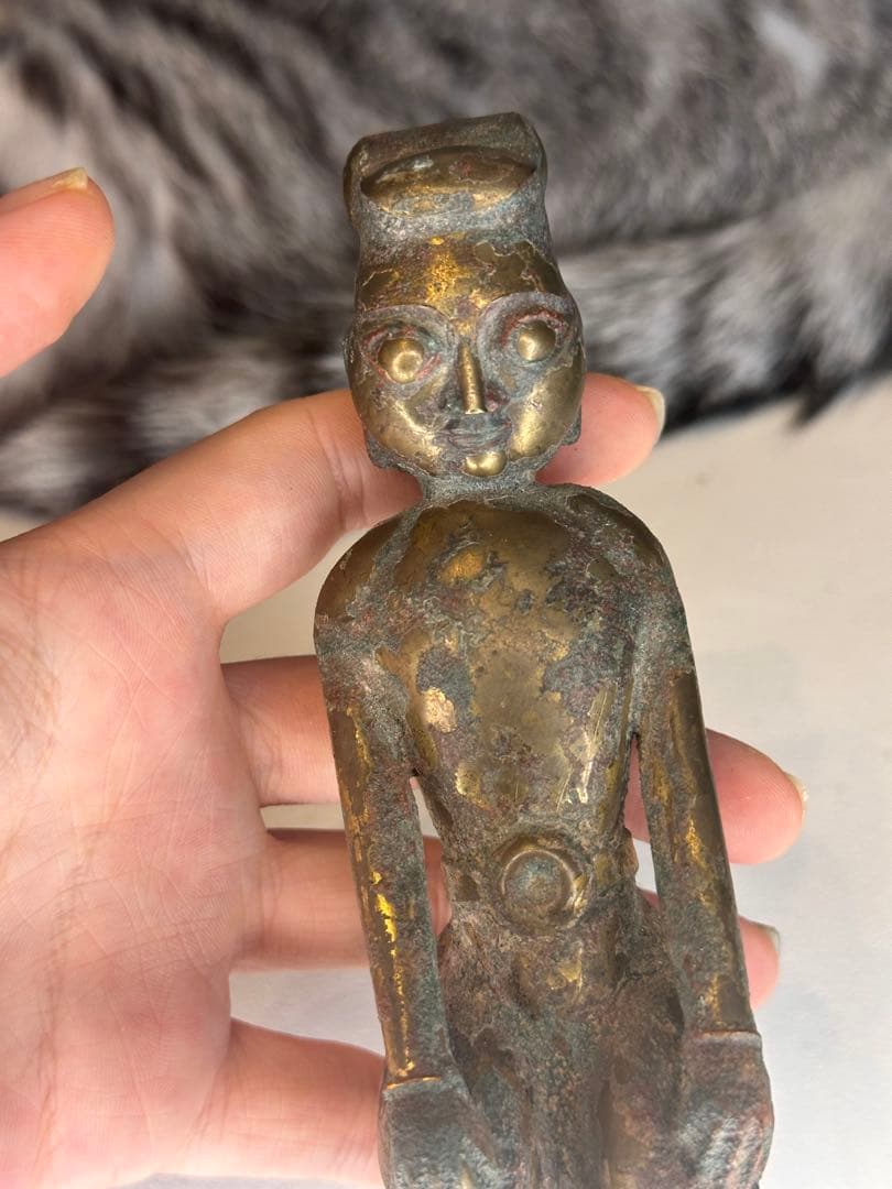 中国古董品 唐代 青銅製 鎏金 人物置物 - mailspeed.shoprhyme.com