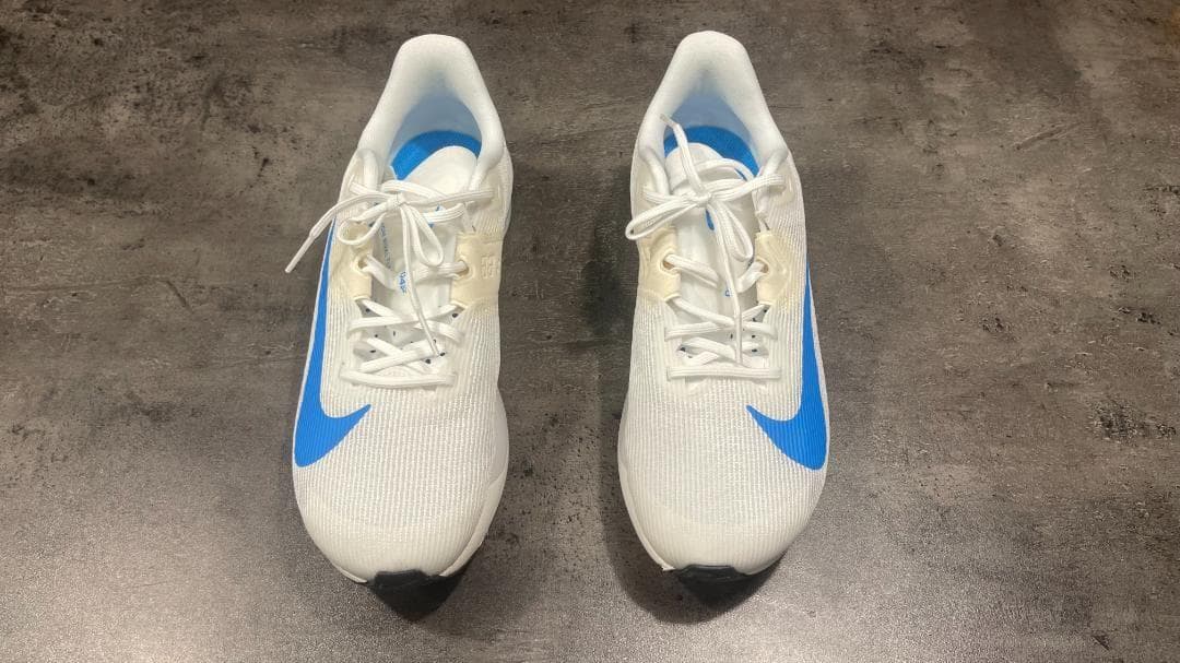 極美品✨ライバルフライ4✨NIKEランニングシューズ✨25.5cm