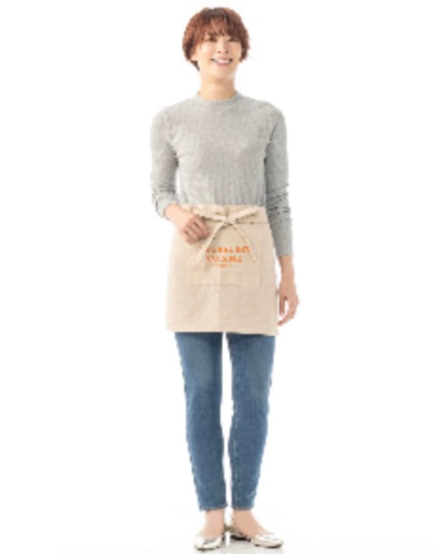 ル・クルーゼ Le creuset カフェエプロン 新品．未開封 - メルカリ