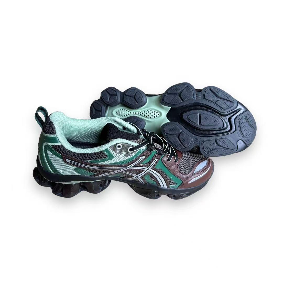 ASICS (アシックス) GEL-QUANTUM KINETIC 26.5cm