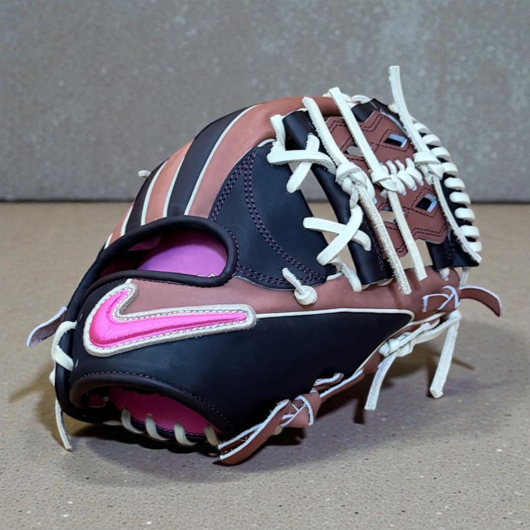 【日本未発売】ナイキ 硬式野球グローブ 日本未発売】Nike ナイキ 外野手用 グラブ 野球 硬式 12.75インチ