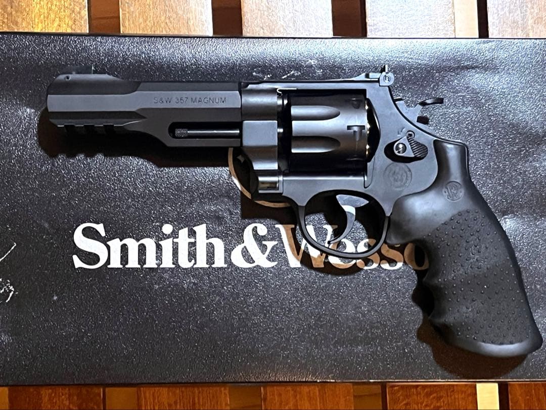 タナカガスガン S&W M327 PC M&P R8 Ver2 HW タナカワークス S&W M327 PC M&P R8 Ver.2 HW ブラック 2インチ（発火