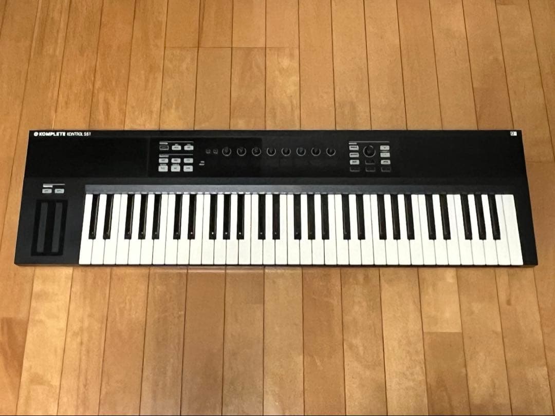 【お買い得】KOMPLETE KONTROL S61 Amazon.com: Native Instruments S-Series Komplete Kontrol S61 MK3