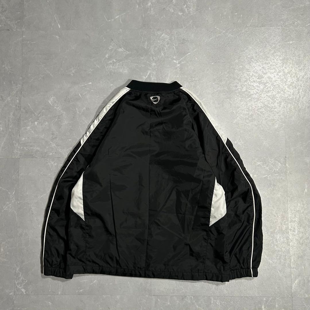 00s NIKE ナイロンプルオーバー センターロゴ Y2K テック ピステ 黒