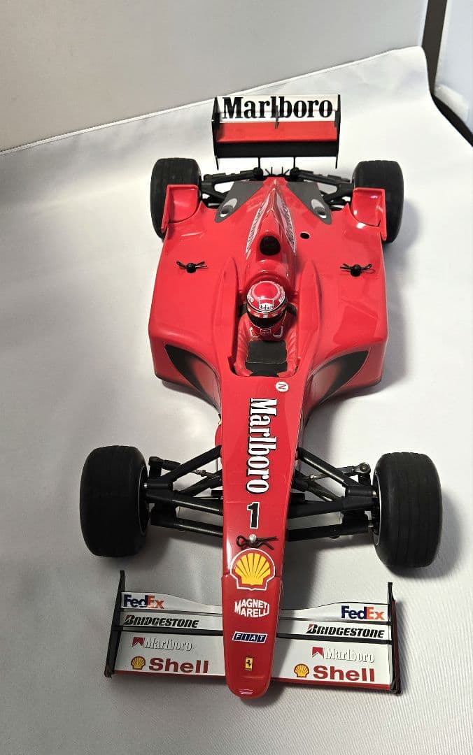 TAMIYA Ferrari F2001 1/10スケール電動R/Cカーキット Amazon.com: Ferrari F2001 Formula 1 1/20 Tamiya : Arts, Crafts