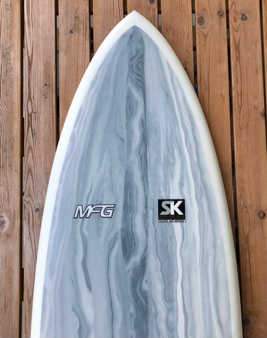 美品MFG SK ステューケンソン サーフボード 5'11
