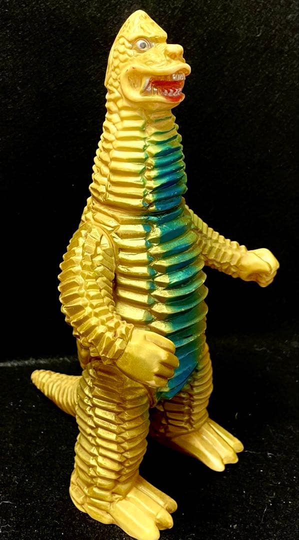 ブルマァク レッドキング 1989年 ウルトラマン25周年記念 クリーム成型