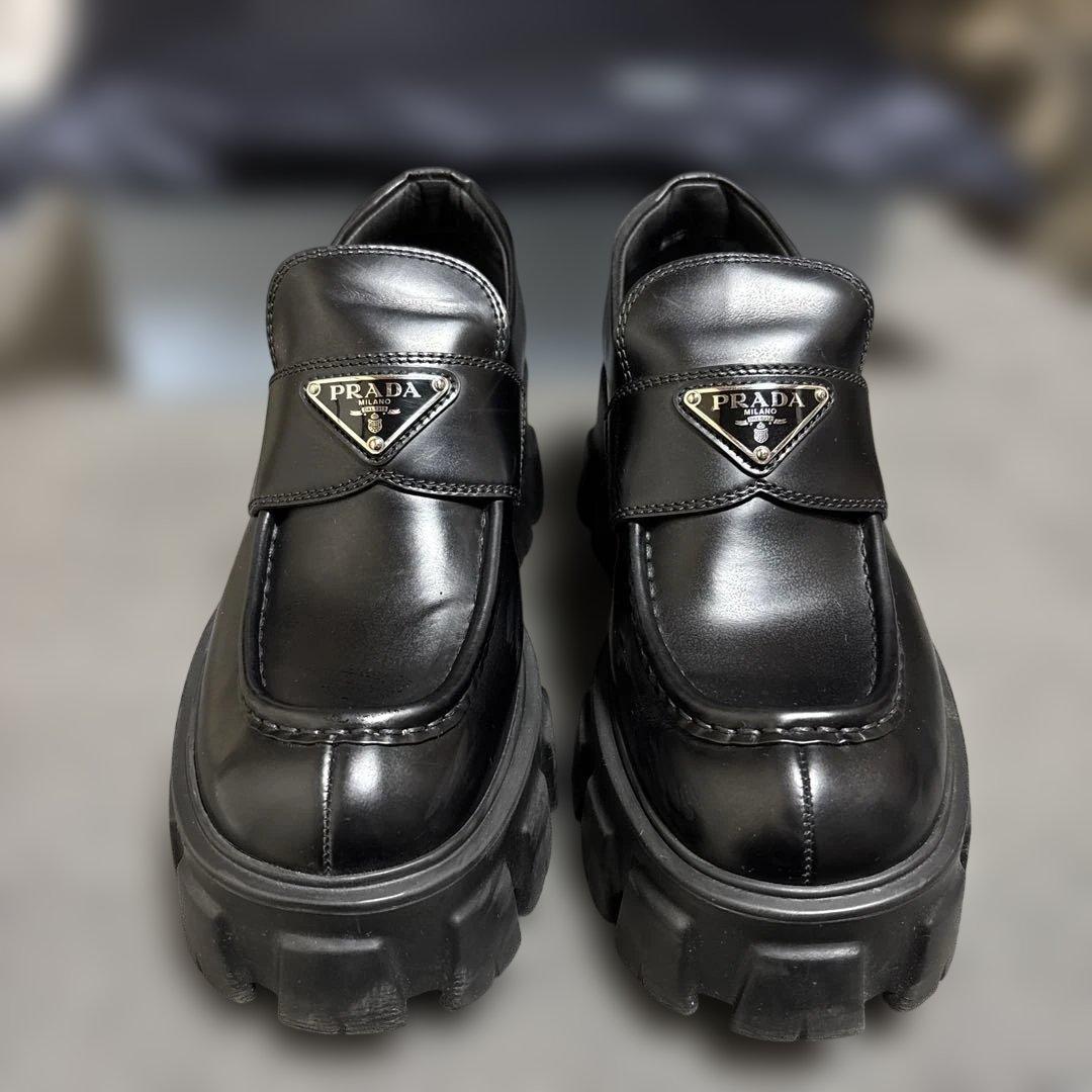 PRADA ブラックレザー ローファー 37 - メルカリ