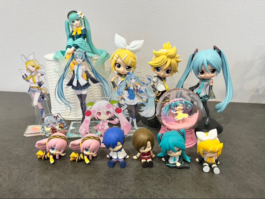 早い者勝ち】 初音ミク・キャラクターグッズセット まとめ売り - メルカリ