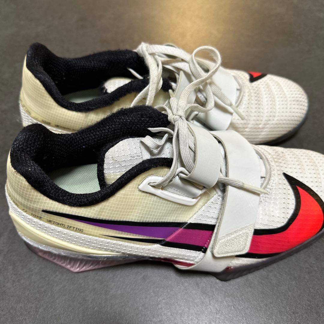 Nike ロマレオス4 SE 27.0cm