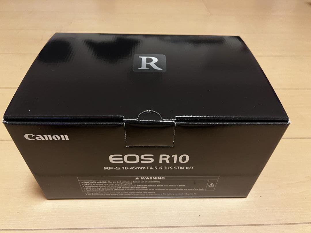 シイコ【新品】EOS R10 RF-S18-45 IS STMレンズキット 新品)Canon (キヤノン) EOS R10 RF-S18-45 IS STM レンズキット（商品