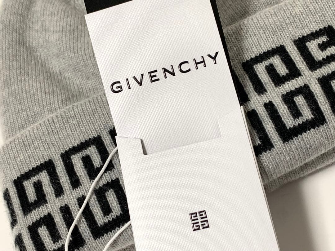 新品《 GIVENCHY ジバンシィ 》4G リバーシブル ビーニー Grey