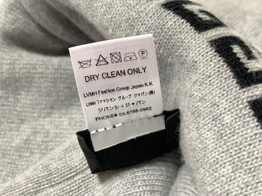 新品《 GIVENCHY ジバンシィ 》4G リバーシブル ビーニー Grey